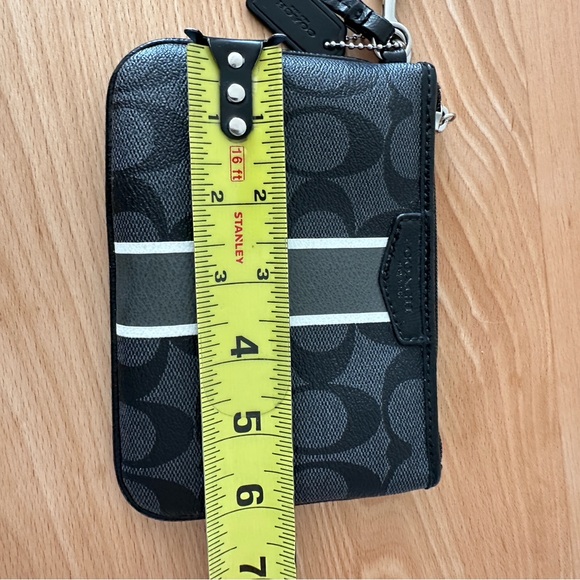 Coach Black and Gray Signature Wristlet - Picture 2 of 8